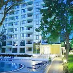 Perla Royal Хотел 5*