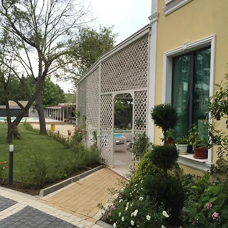 Perla Royal 5*