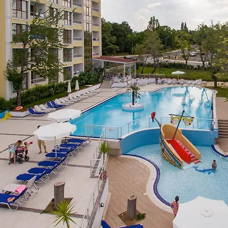 Hotel Perla Royal
