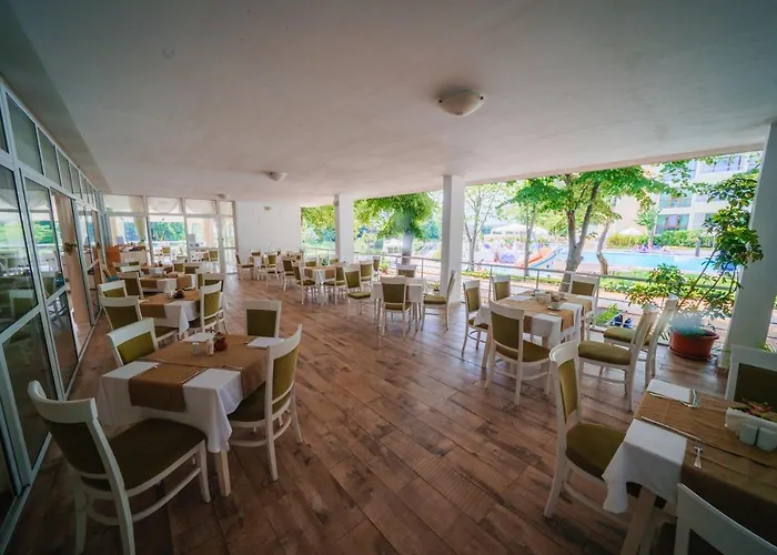 Hotel Perla Royal 5*